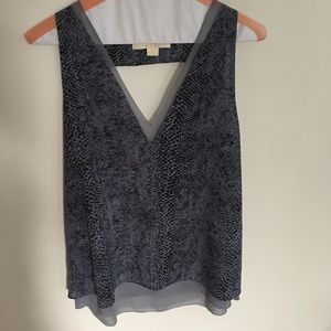 Cooper & Ella top size M